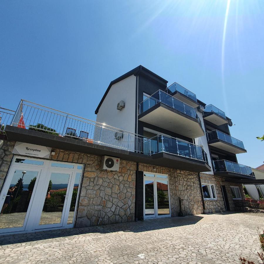 Apartments Blazevic, Heated Pool&Jacuzzi Dramalj Exteriér fotografie