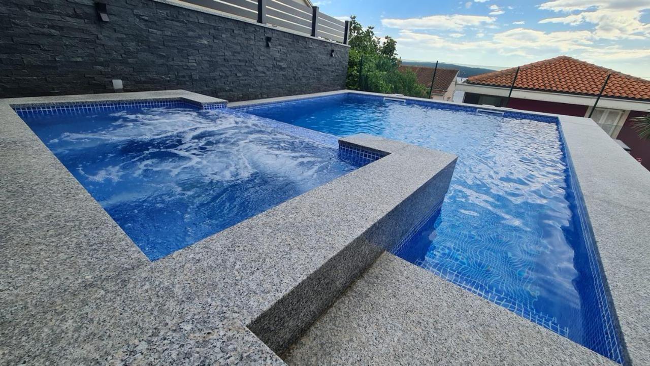 Apartments Blazevic, Heated Pool&Jacuzzi Dramalj Exteriér fotografie